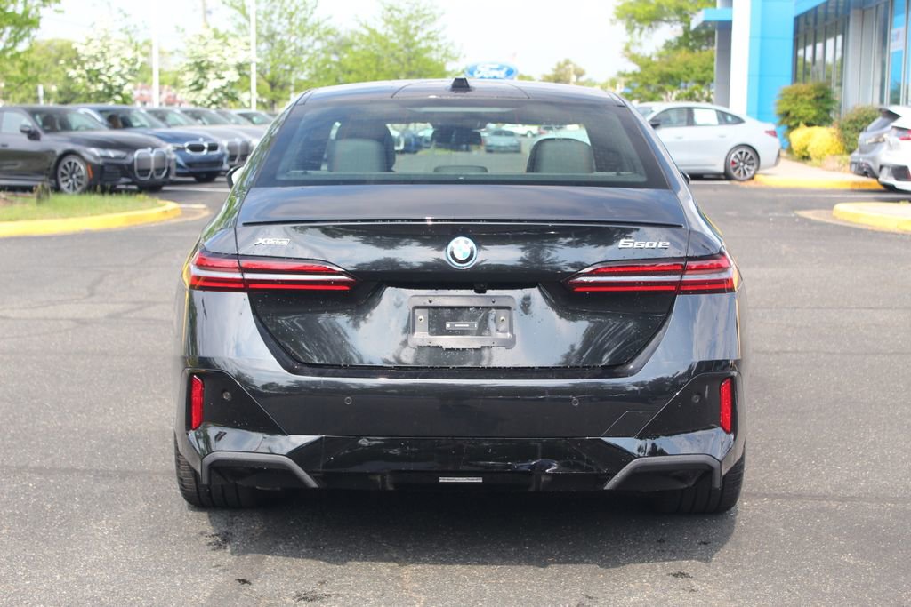 New 2027 BMW 550e xDrive AWD/4WD image 6