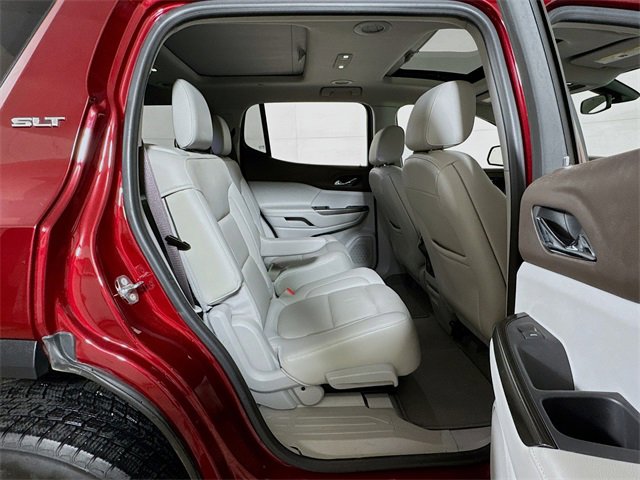 Used 2018 GMC Acadia SLT image 28