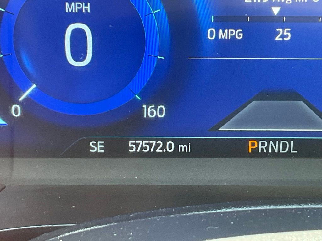 Certified 2021 Ford Escape Titanium w/ Class II Trailer Tow Package AWD/4WD image 6