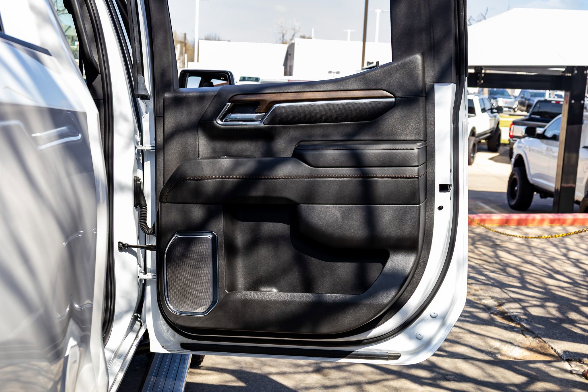 Used 2024 Chevrolet Silverado 1500 High Country w/ Technology Package image 38