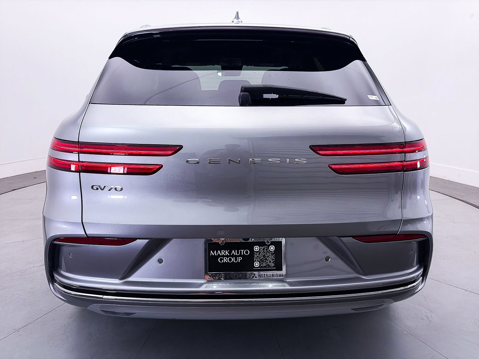 Used 2026 Genesis Electrified GV70 Prestige AWD/4WD image 18
