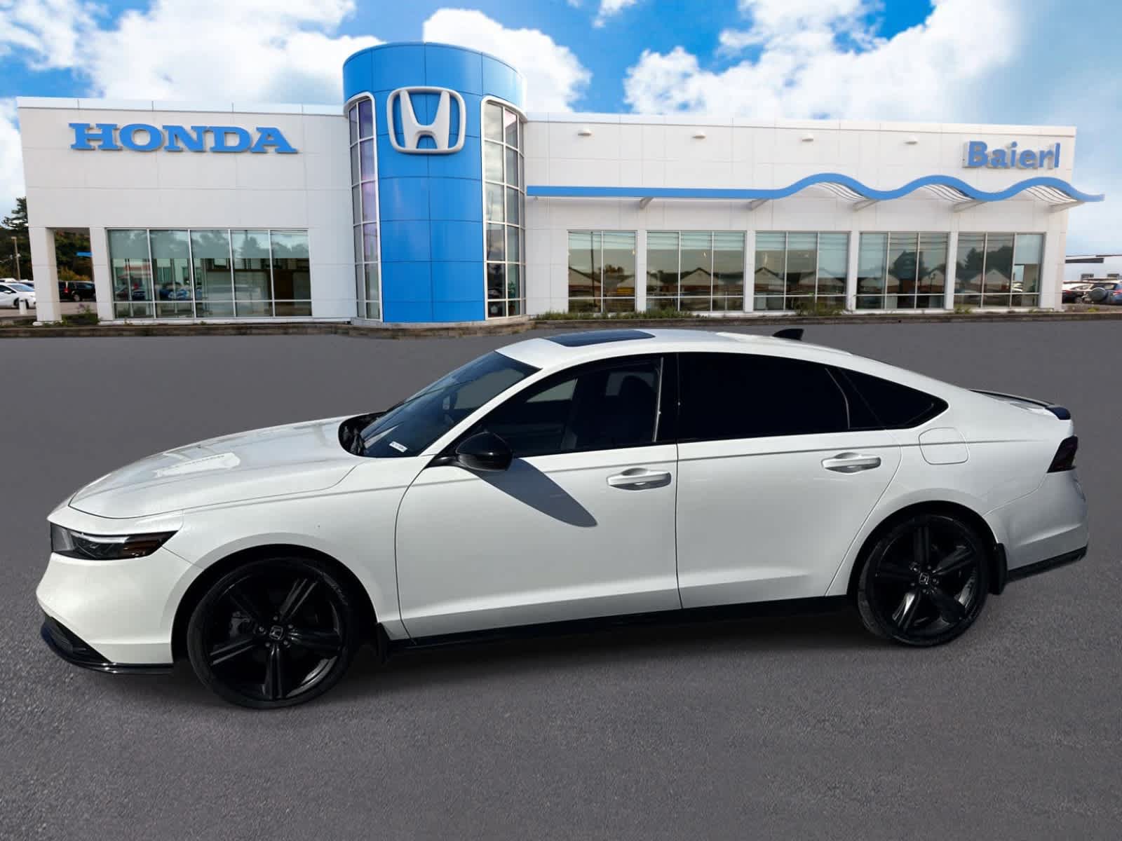 Used 2023 Honda Accord Sport image 2