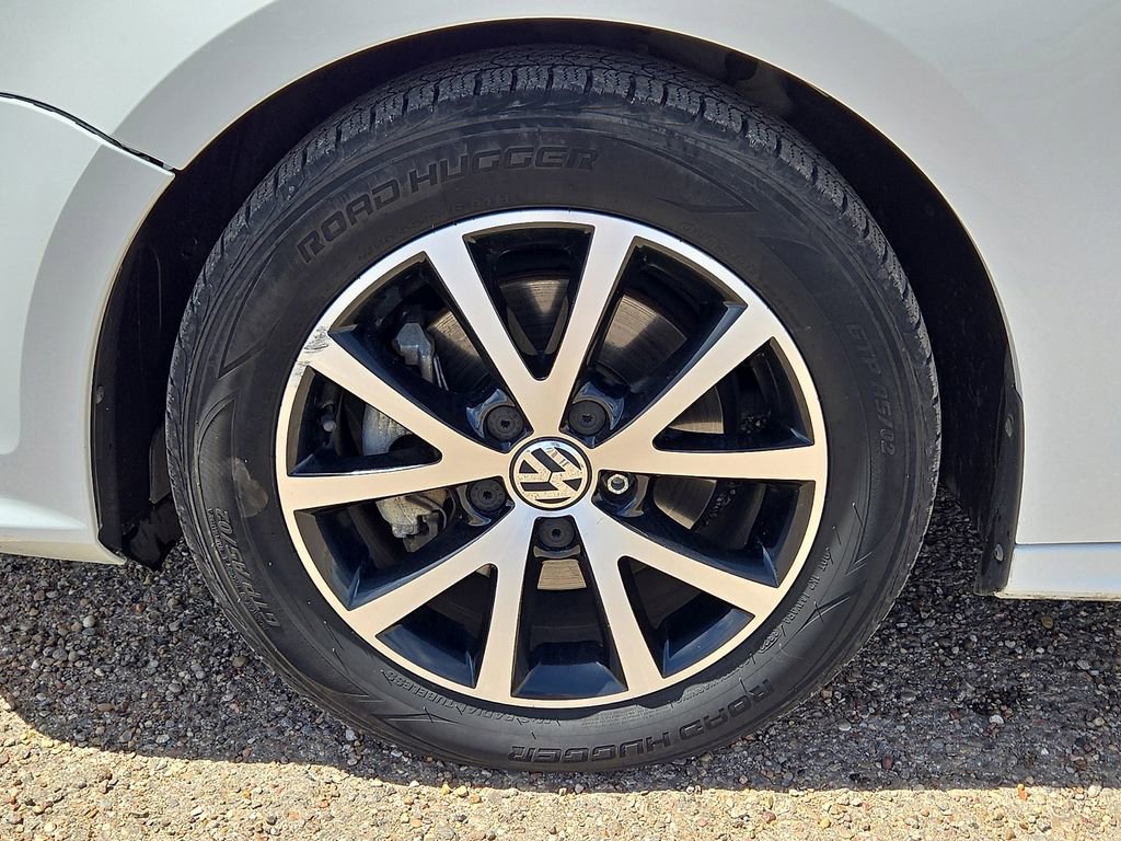 Used 2017 Volkswagen Jetta SE FWD image 10