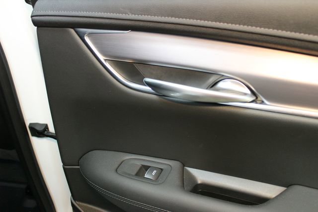 Used 2024 Cadillac XT5 Luxury FWD image 13