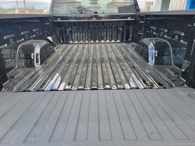 Used 2026 Chevrolet Silverado 1500 Custom w/ Turbomax Blackout Package AWD/4WD image 27