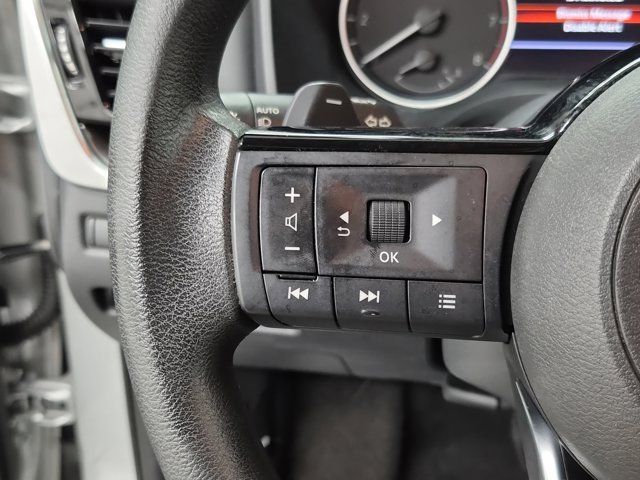 Used 2022 Nissan Rogue SV image 24