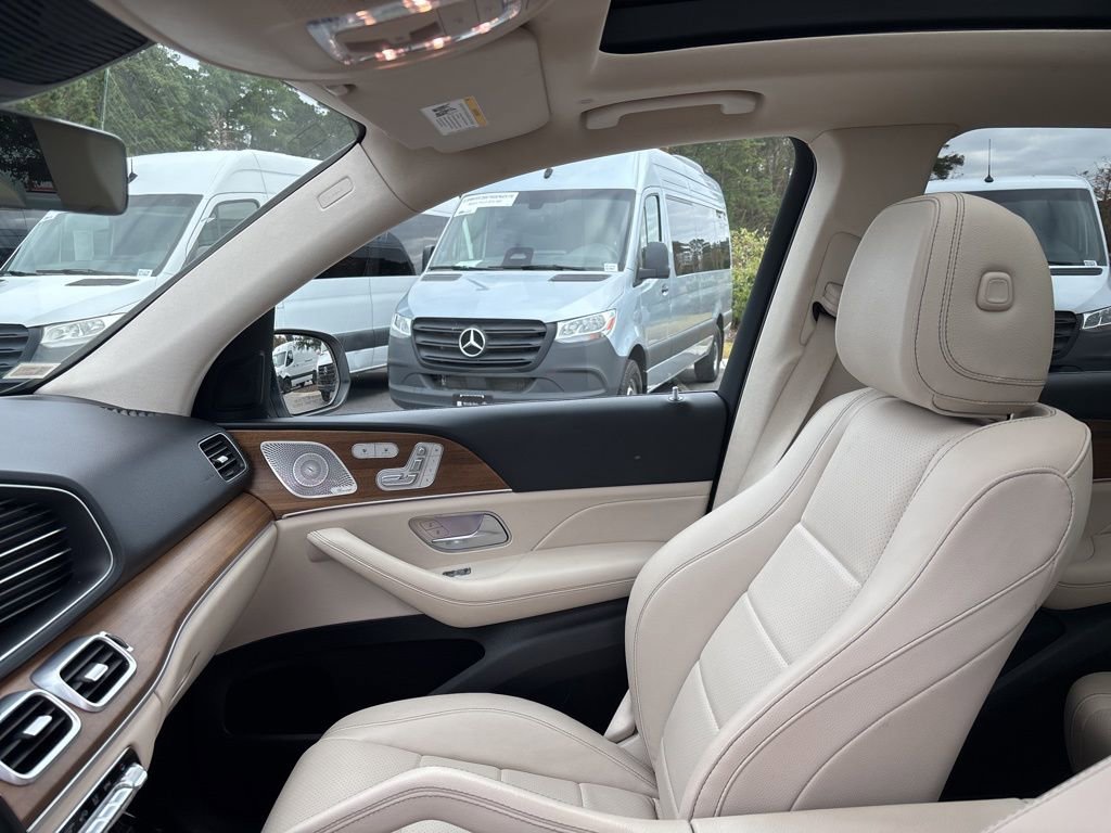 Used 2022 Mercedes-Benz GLE 350 4MATIC w/ Premium Package image 49