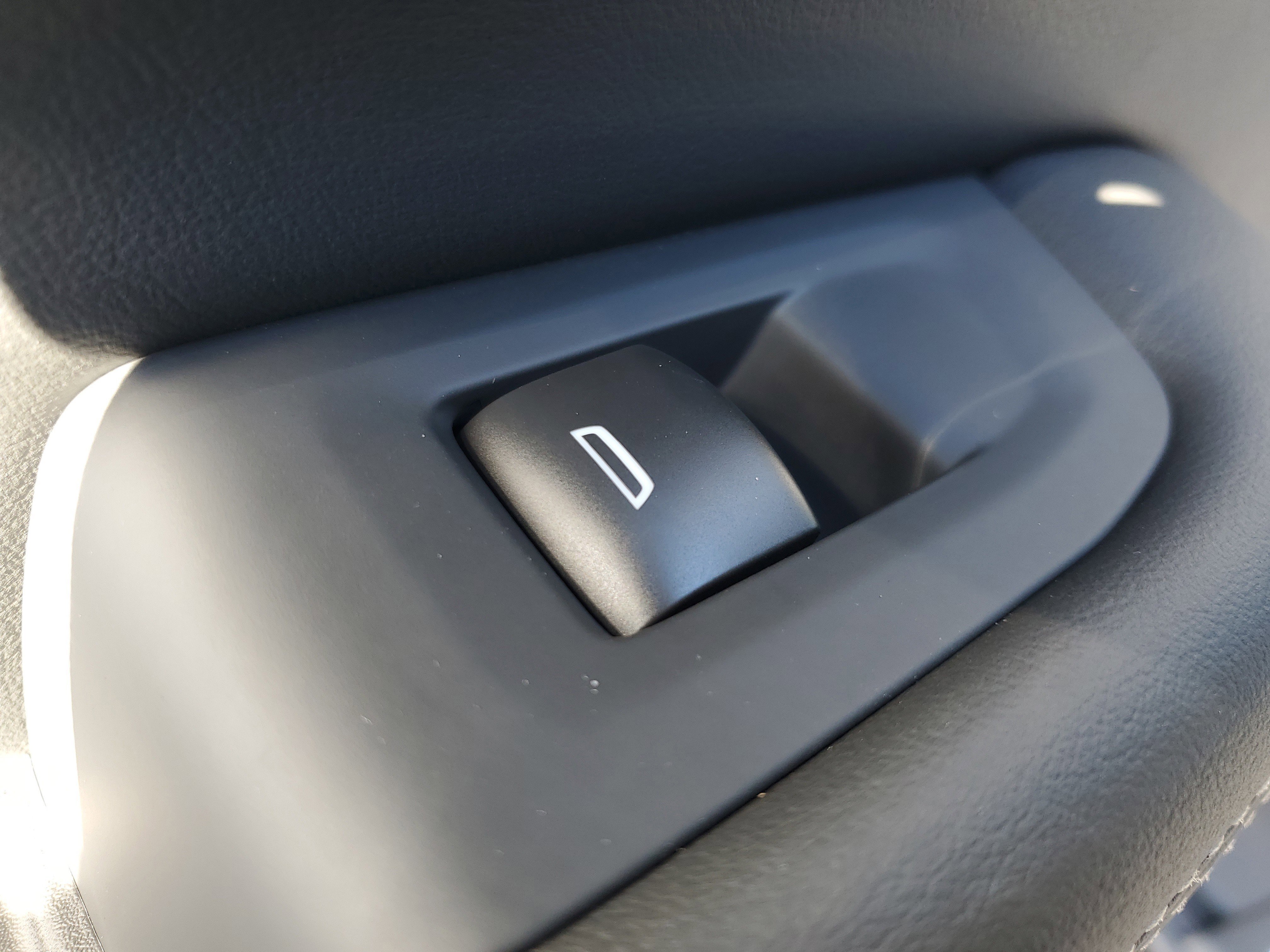 New 2026 GMC Yukon Elevation w/ Elevation Premium Package image 13