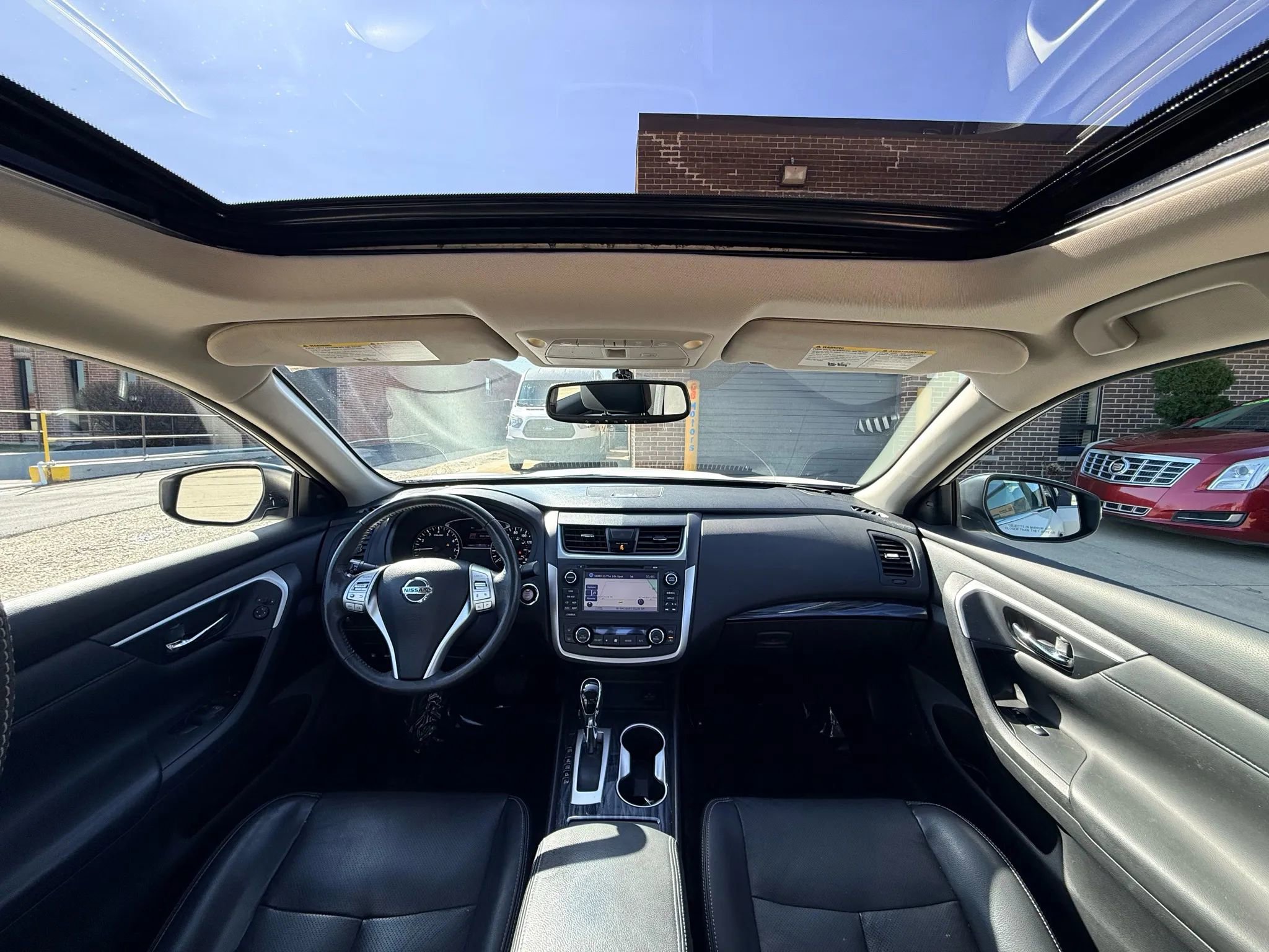 Used 2017 Nissan Altima 2.5 SL w/ 2.5 Technology Package image 7