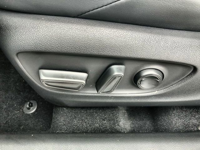 Used 2025 Toyota RAV4 XSE w/ Weather Package AWD/4WD image 12