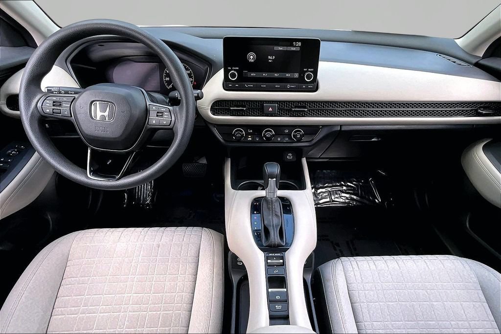 Certified 2025 Honda HR-V LX image 7