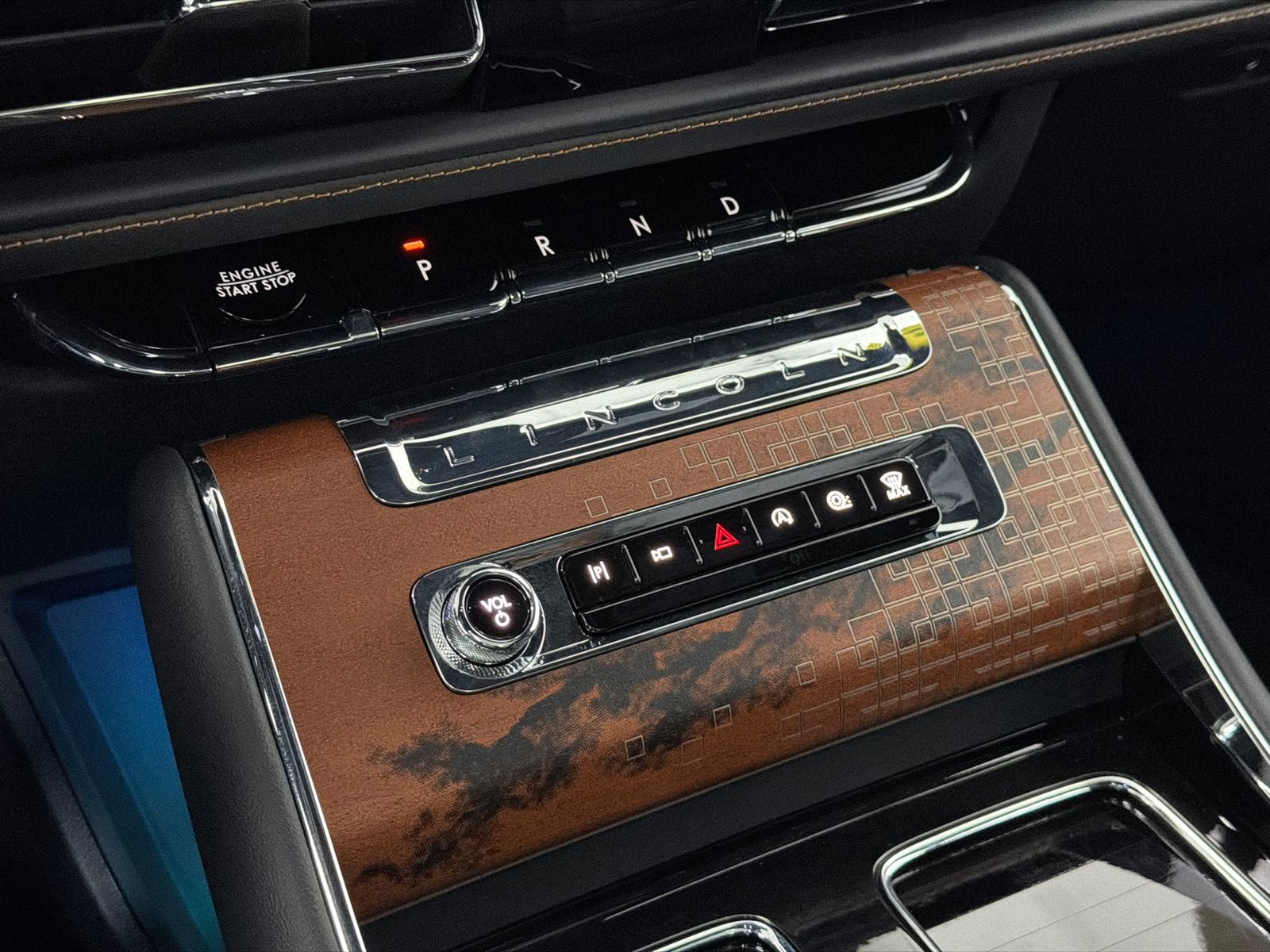 New 2026 Lincoln Aviator Black Label w/ Dynamic Handling Package image 32