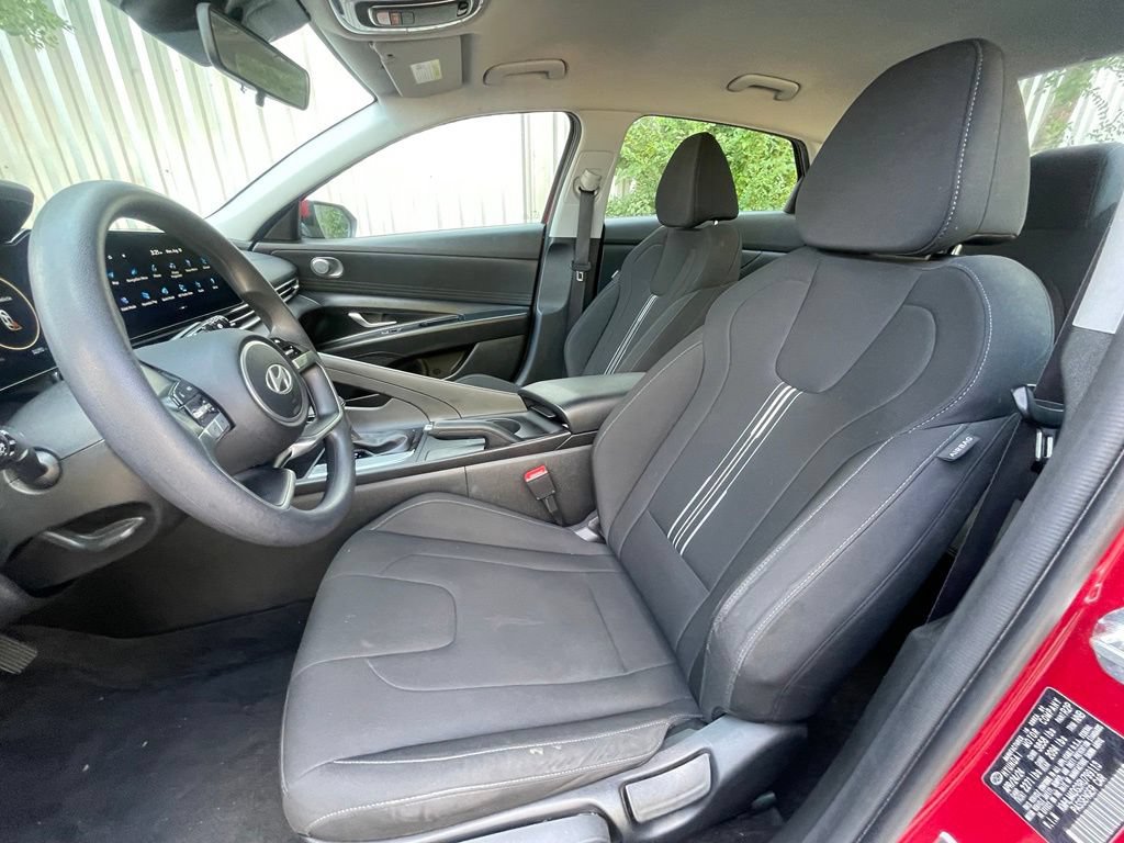 Used 2024 Hyundai Elantra SEL FWD image 22
