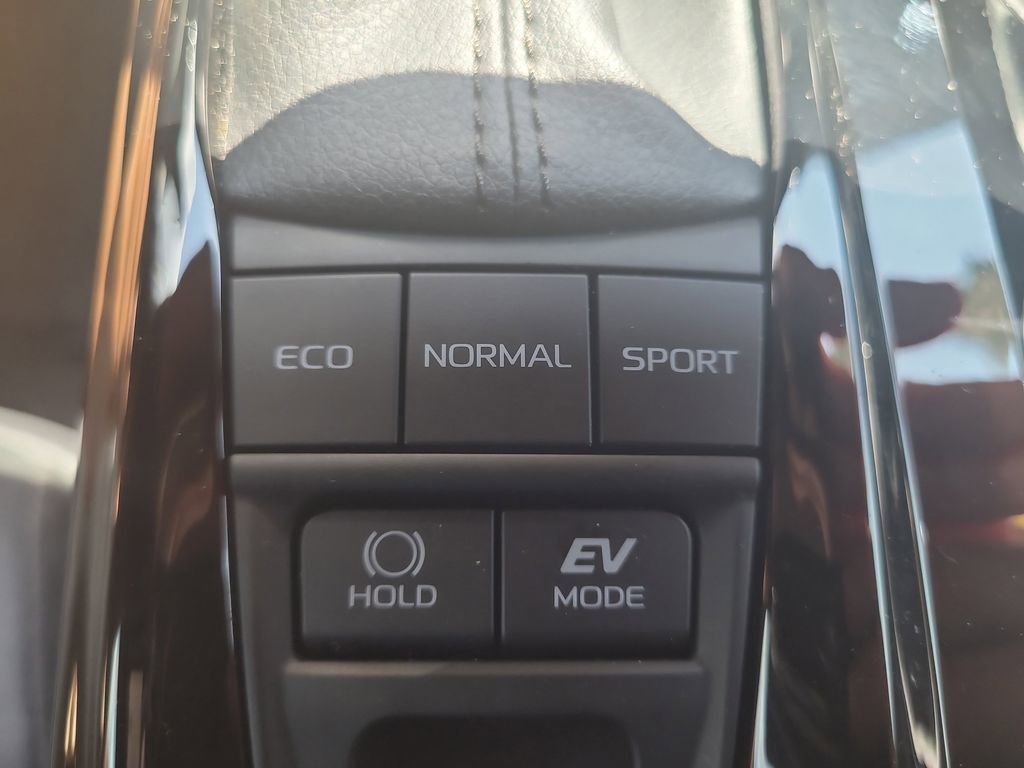 Used 2025 Toyota Camry XSE image 25