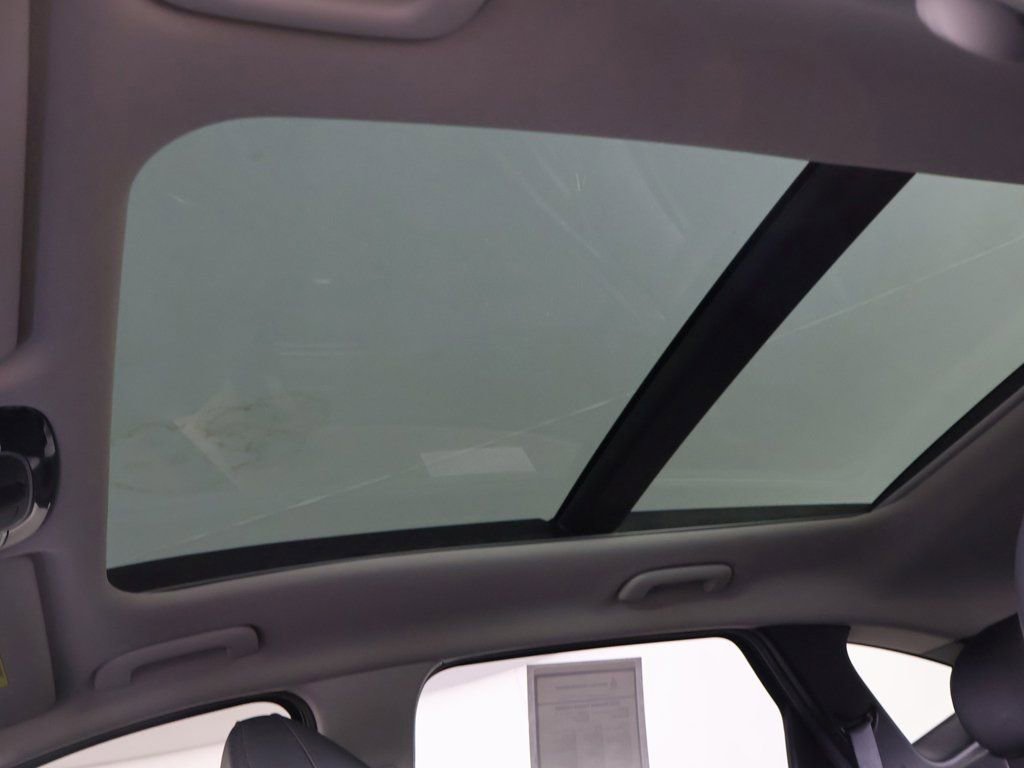 Used 2023 Hyundai Tucson Limited w/ Cargo Package image 23