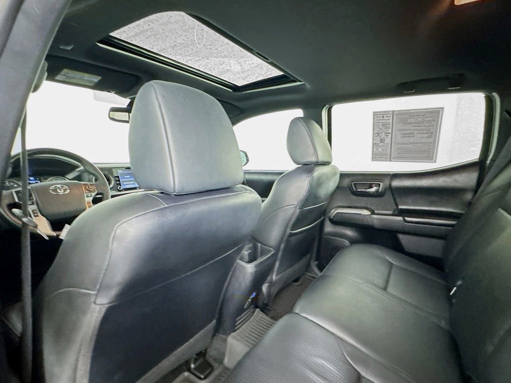 Used 2023 Toyota Tacoma Limited AWD/4WD image 19