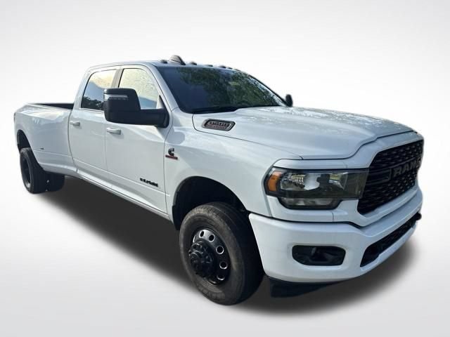 Used 2024 RAM 3500 Big Horn w/ Night Edition AWD/4WD image 7