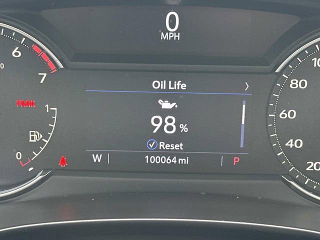 Used 2023 Cadillac XT4 Premium Luxury w/ Cold Weather Package FWD image 21