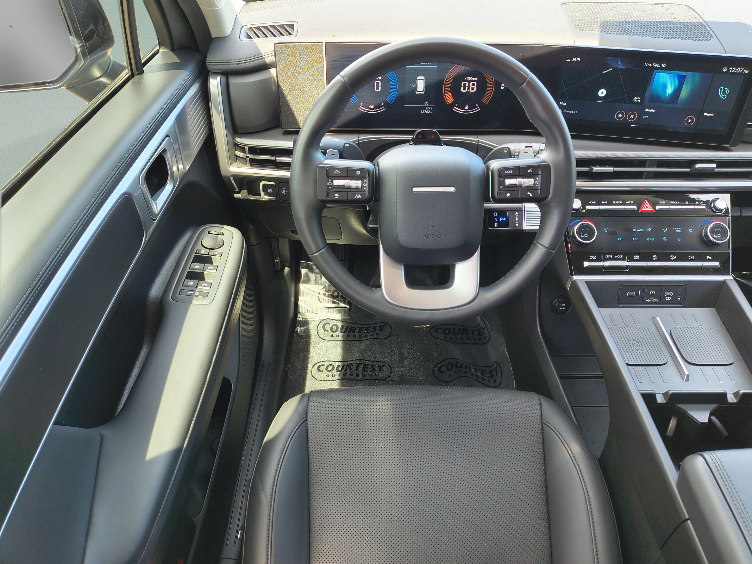 Certified 2025 Hyundai Santa Fe XRT AWD/4WD image 12