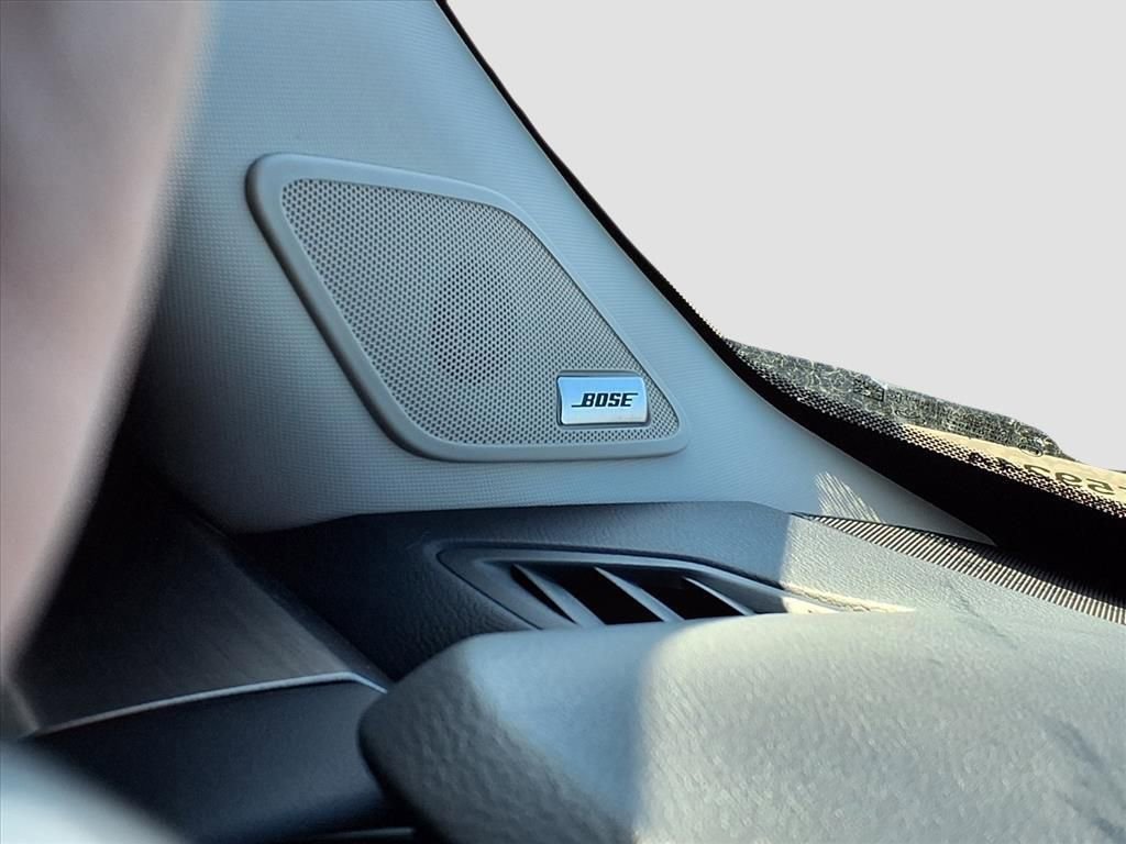 Used 2023 Nissan Pathfinder Platinum w/ Cargo Package image 19