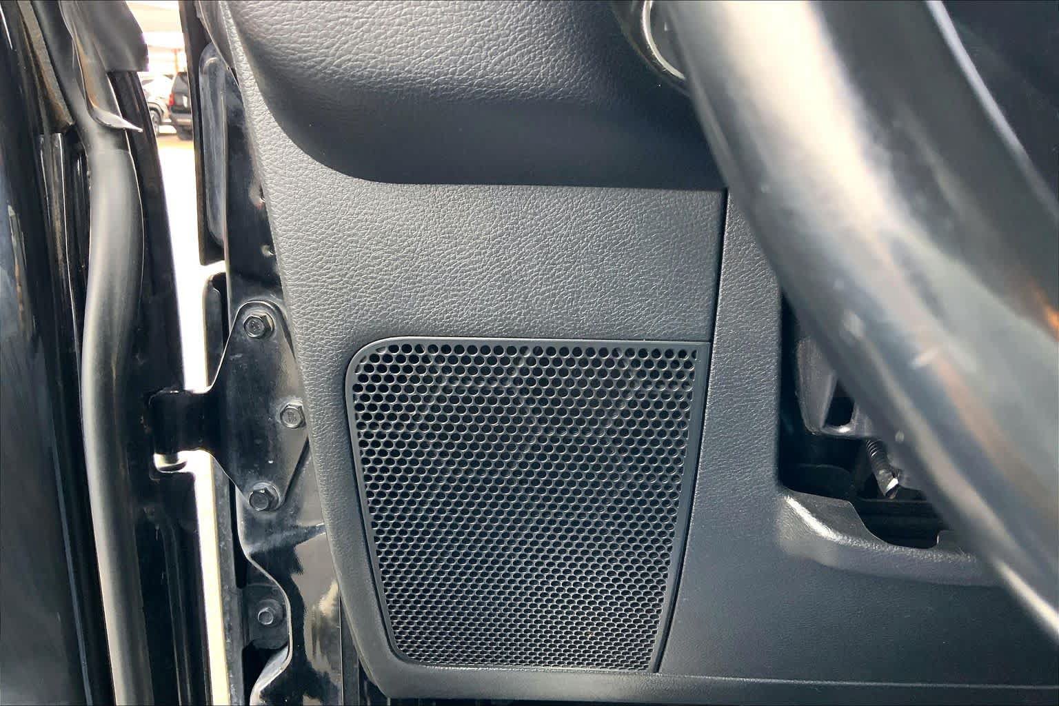 Used 2018 Jeep Wrangler Sport AWD/4WD image 36