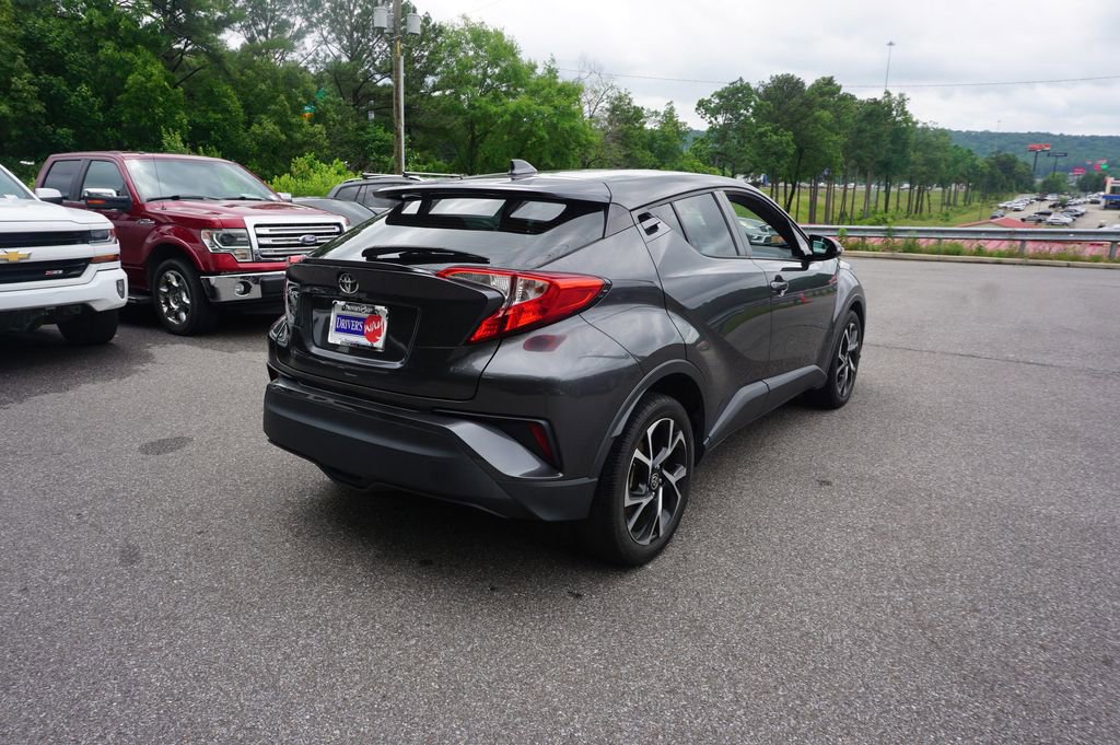 Used 2021 Toyota C-HR XLE FWD image 18