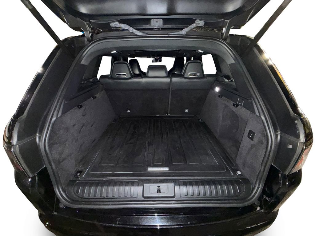 Used 2019 Land Rover Range Rover Sport SVR image 22