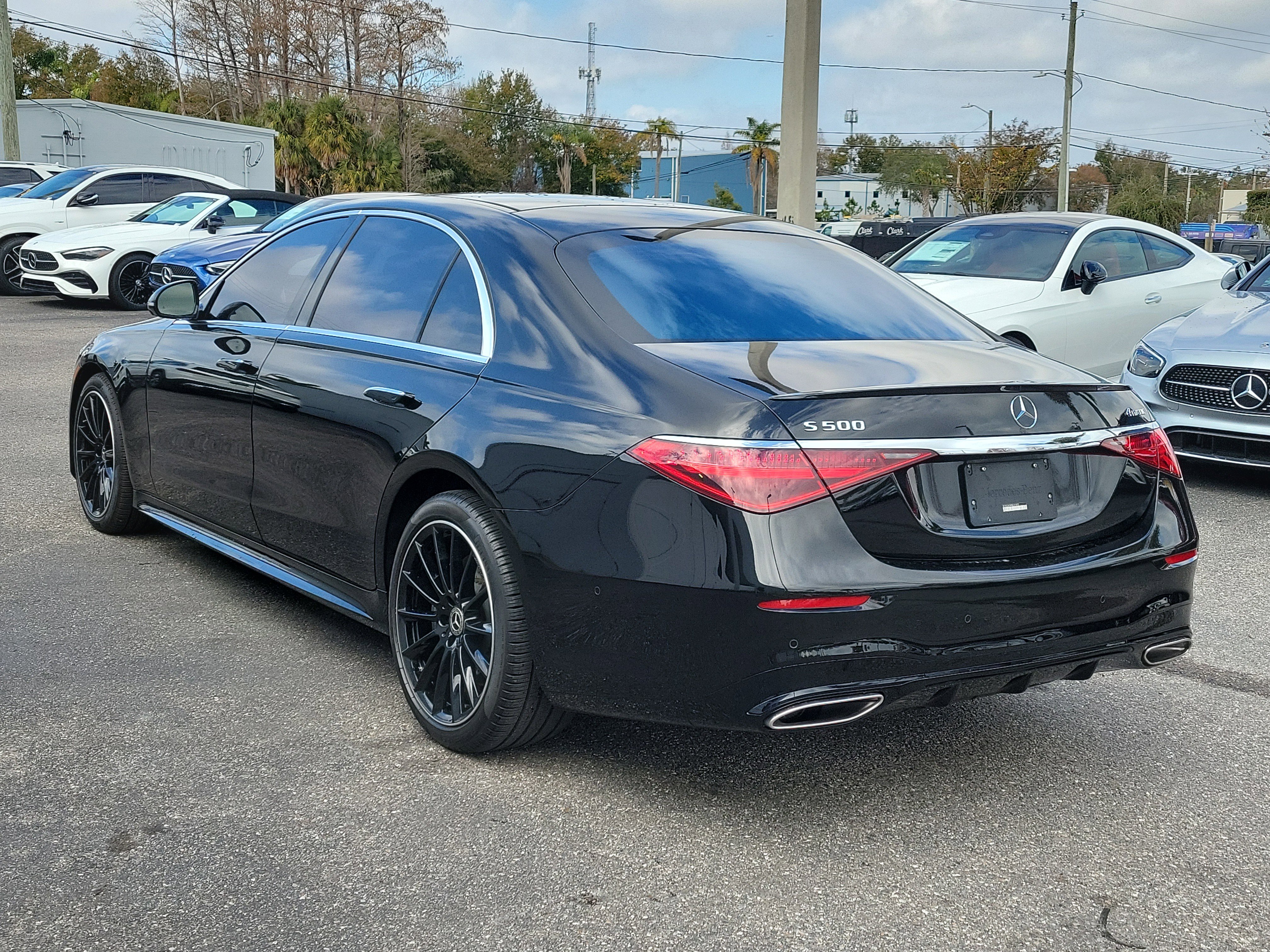 Used 2022 Mercedes-Benz S 500 4MATIC image 4