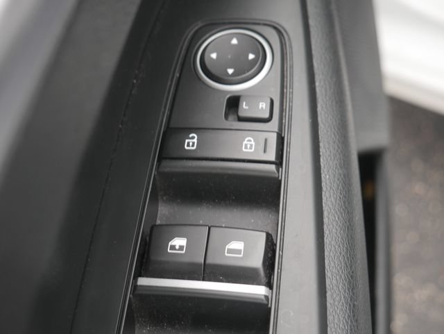 Used 2024 Kia Forte LXS FWD image 20