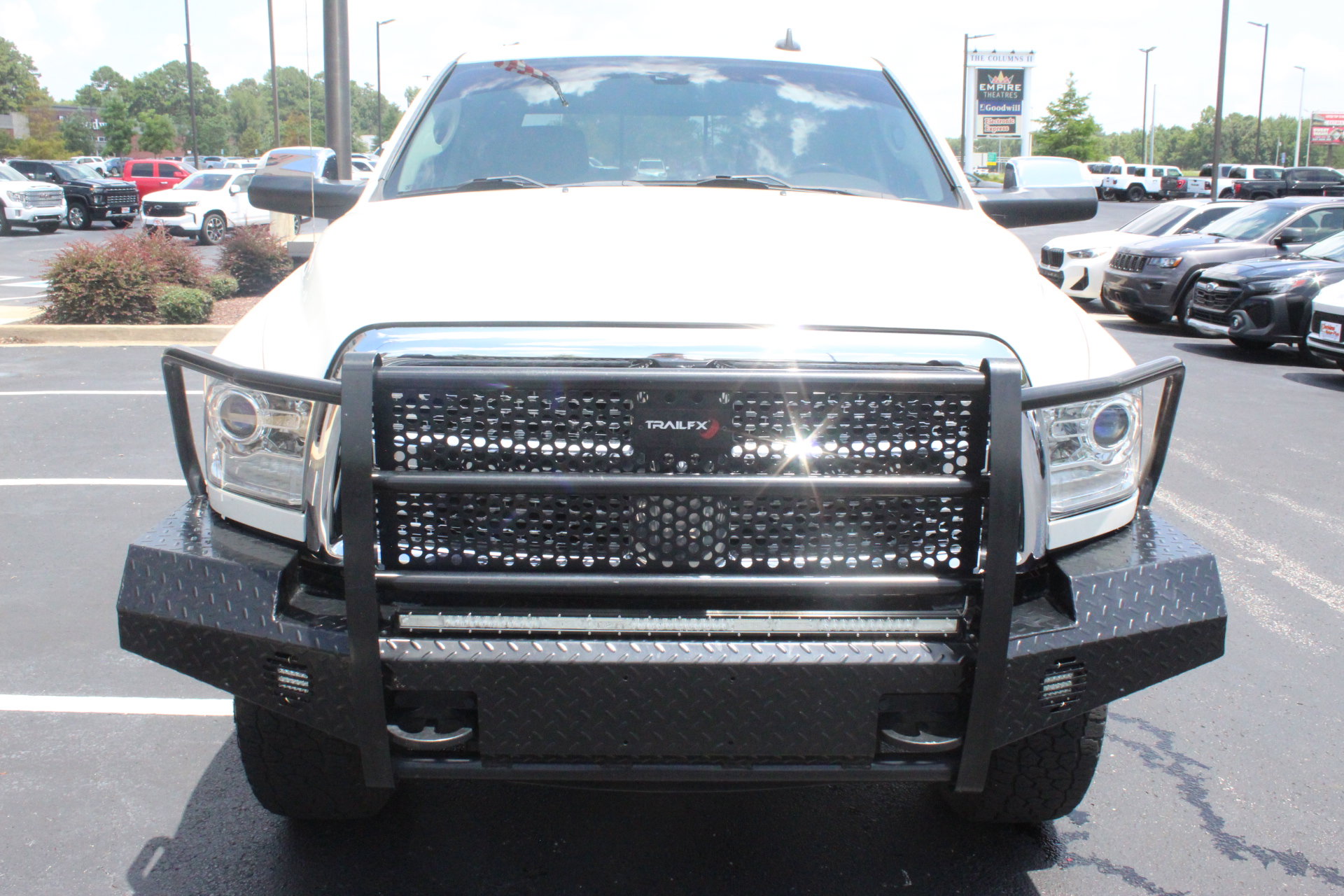 Used 2017 RAM 2500 Laramie w/ Convenience Group AWD/4WD image 3
