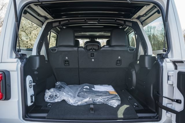 New 2026 Jeep Wrangler Unlimited Rubicon 392 w/ Quick Order Package 27X Moab AWD/4WD image 12
