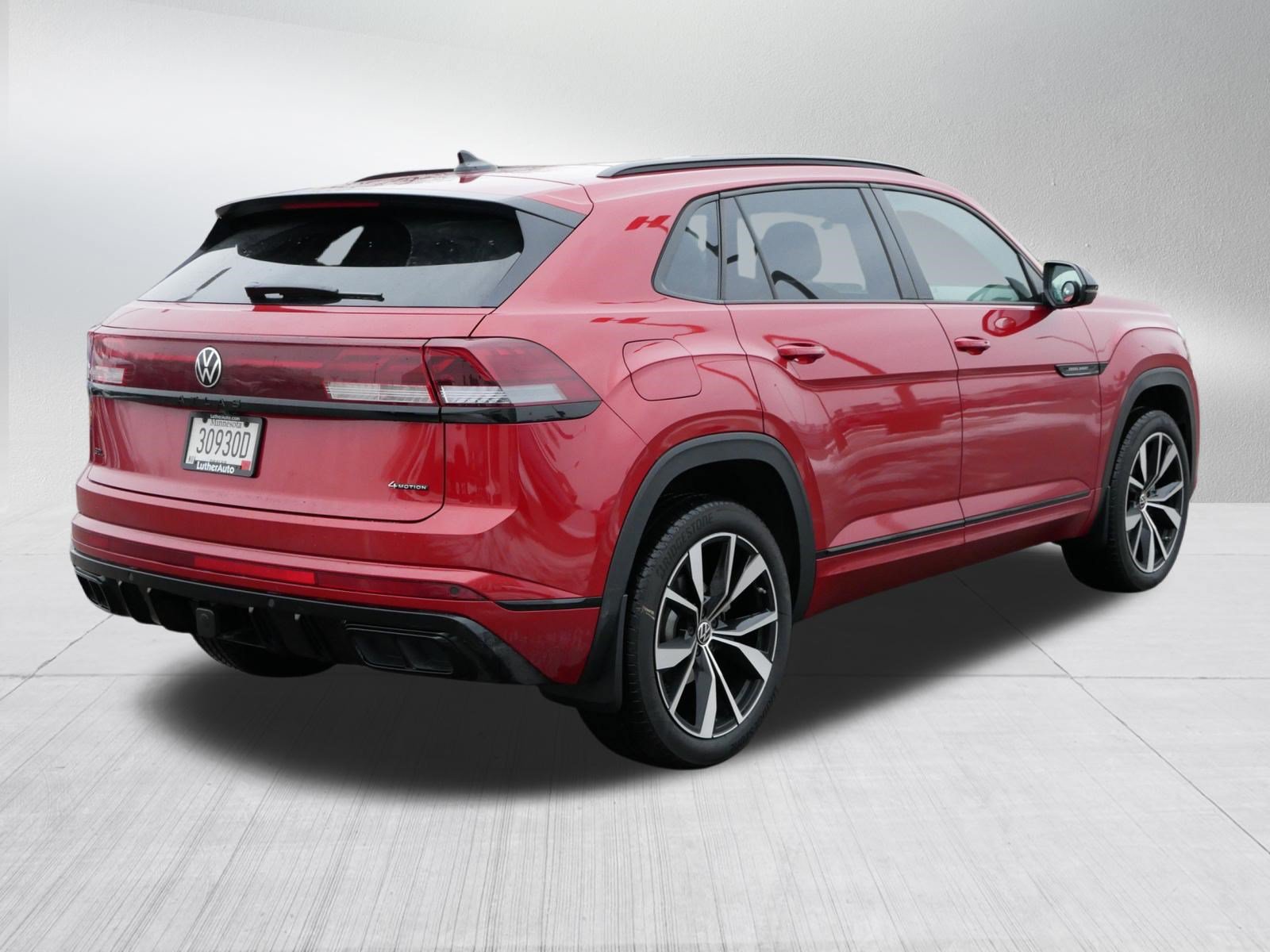 Certified 2025 Volkswagen Atlas Cross Sport SEL R-Line AWD/4WD image 7
