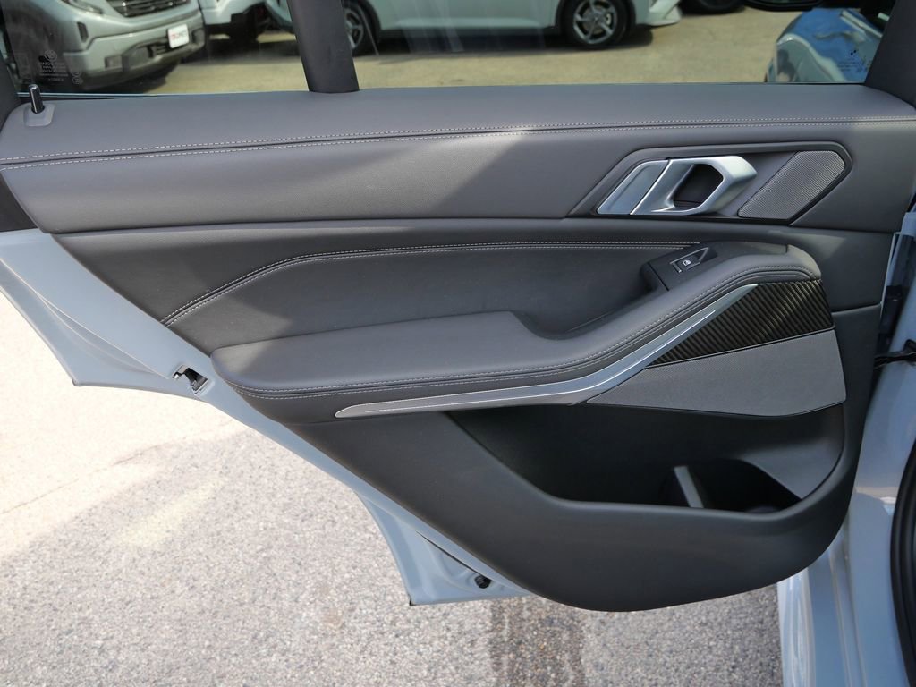 Used 2026 BMW X5 M60i image 28