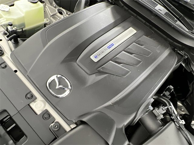 Used 2025 MAZDA CX-90 Plug-In Hybrid w/Premium Sport image 17