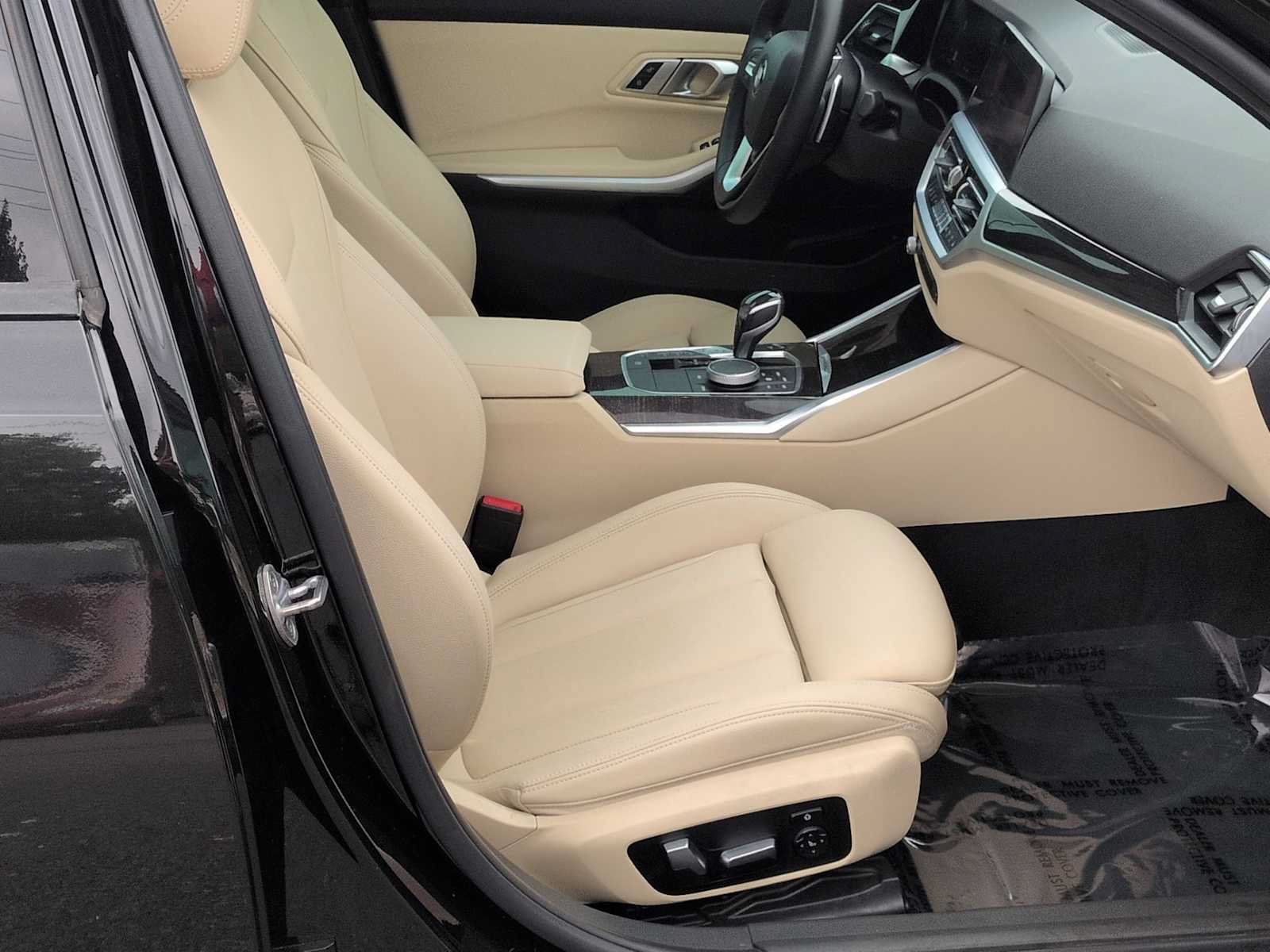 Used 2019 BMW 330i xDrive Sedan w/ Premium Package AWD/4WD image 23