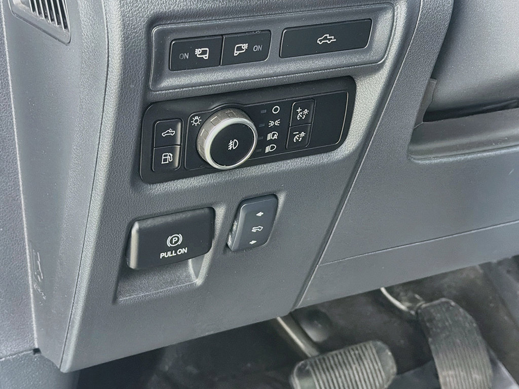 Used 2024 Ford F150 Lariat w/ Equipment Group 502A High AWD/4WD image 32
