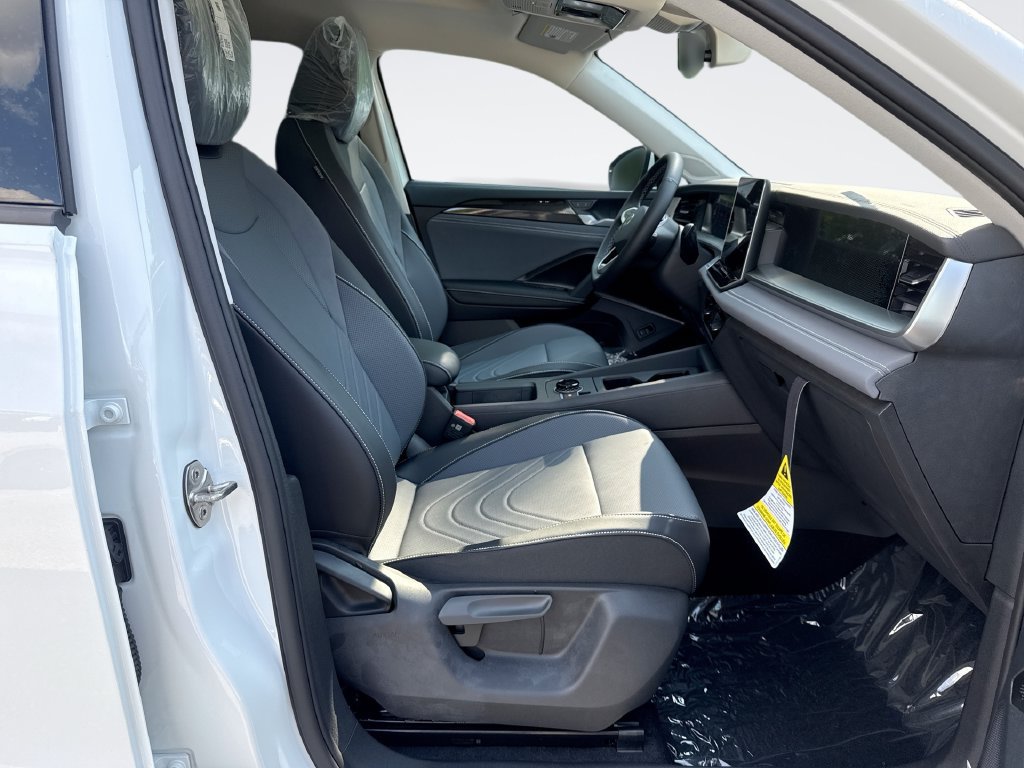 New 2026 Volkswagen Tiguan SE AWD/4WD image 26