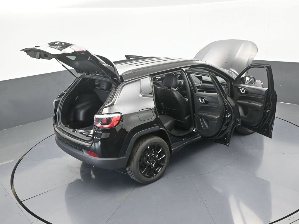 Used 2026 Jeep Compass Latitude AWD/4WD image 60