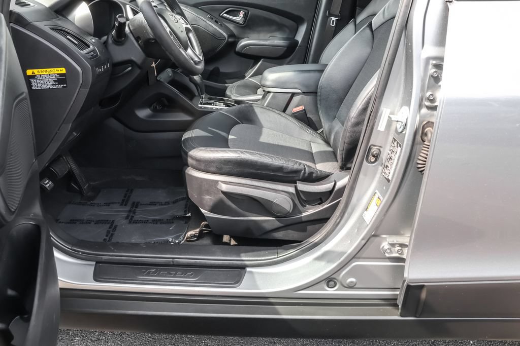 Used 2012 Hyundai Tucson GLS AWD/4WD image 16