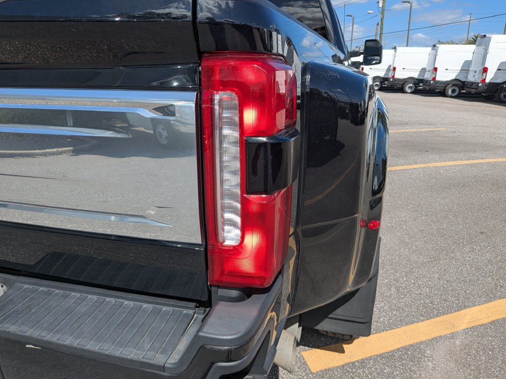 Certified 2024 Ford F350 King Ranch AWD/4WD image 15
