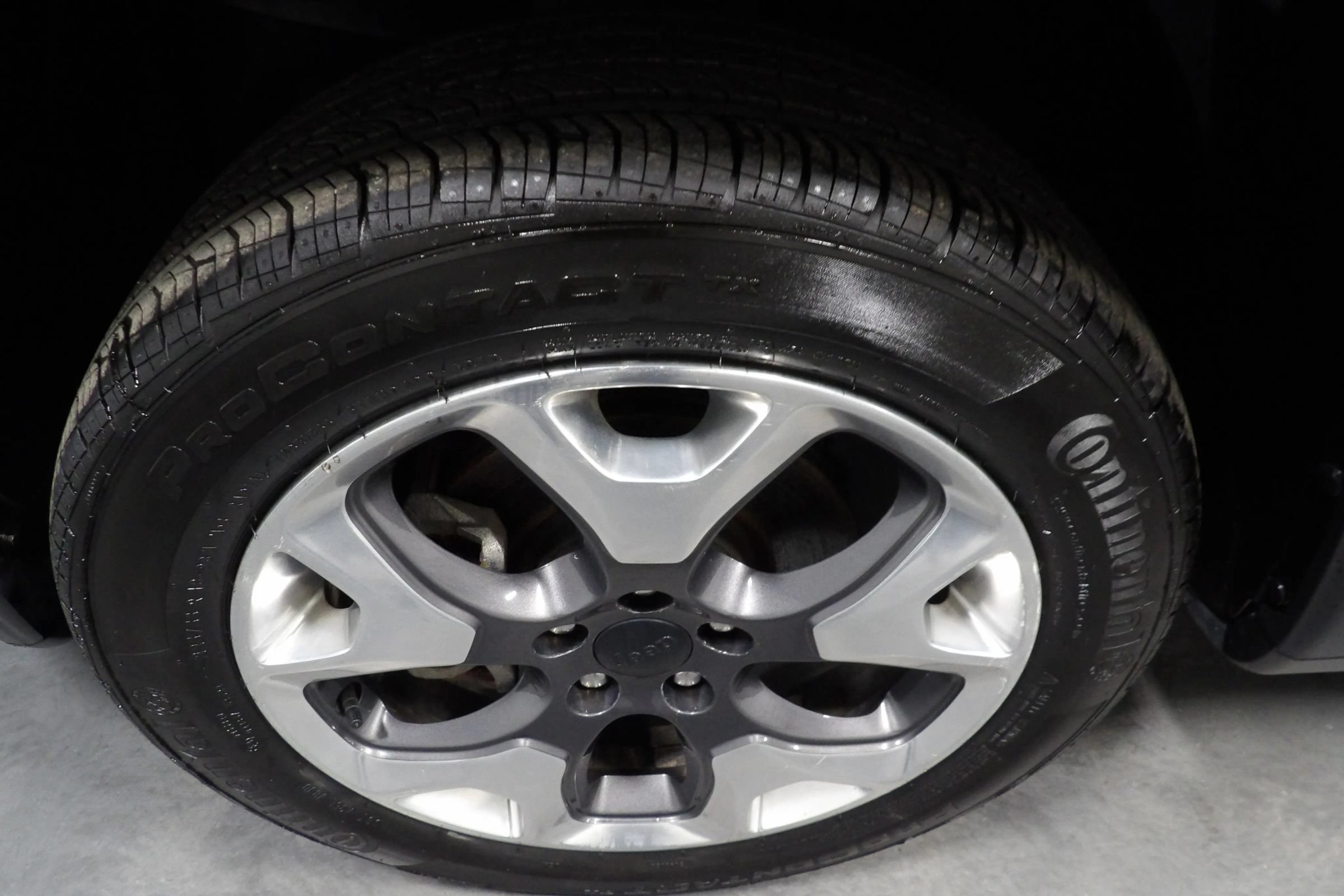 Used 2019 Jeep Compass Limited AWD/4WD image 22