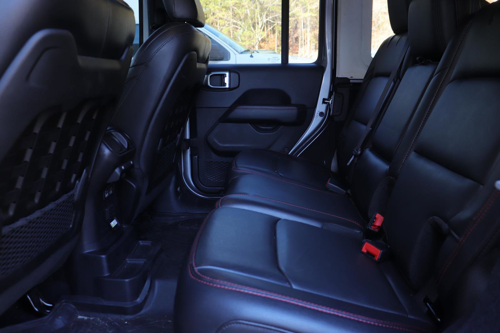 Used 2019 Jeep Wrangler Unlimited Rubicon image 13