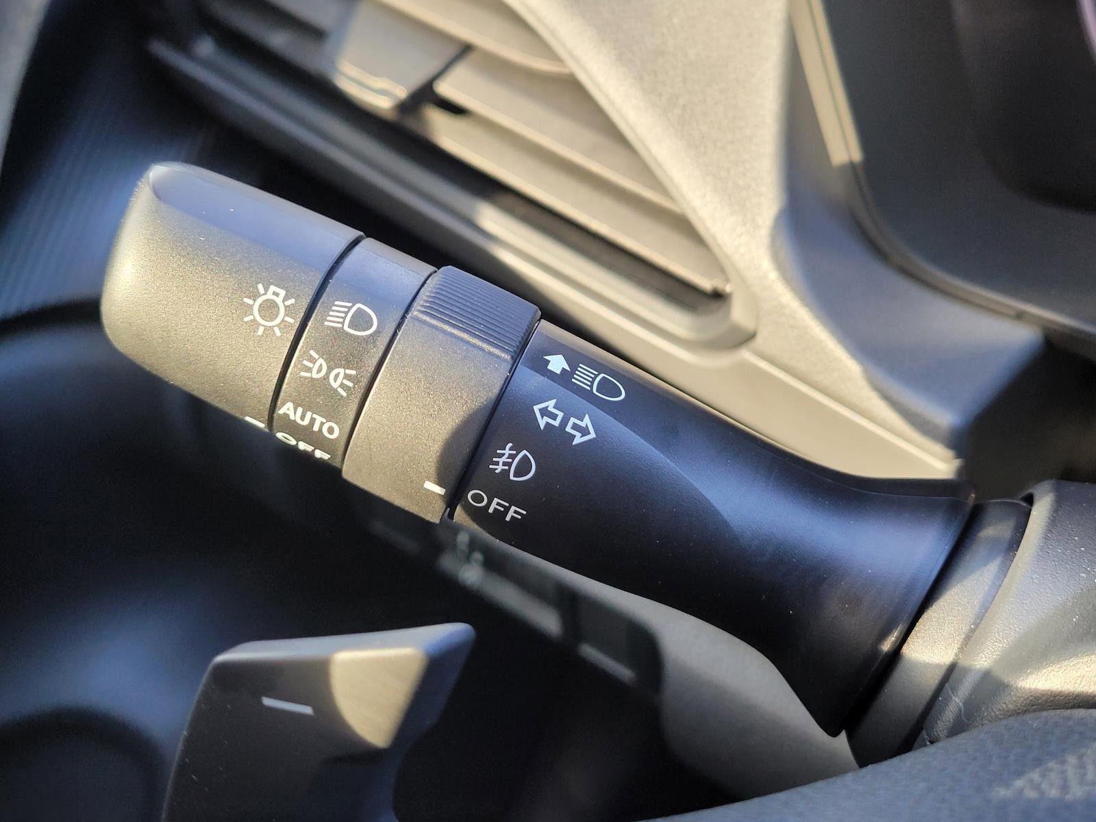 Certified 2025 Subaru Crosstrek 2.0i Premium image 30