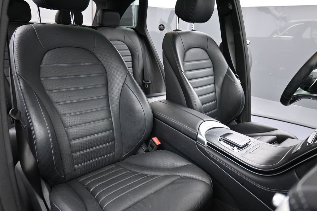 Used 2020 Mercedes-Benz GLC 43 AMG 4MATIC image 20