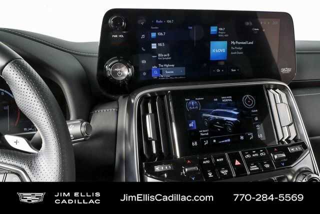 Used 2025 Lexus LX 700h F Sport image 23