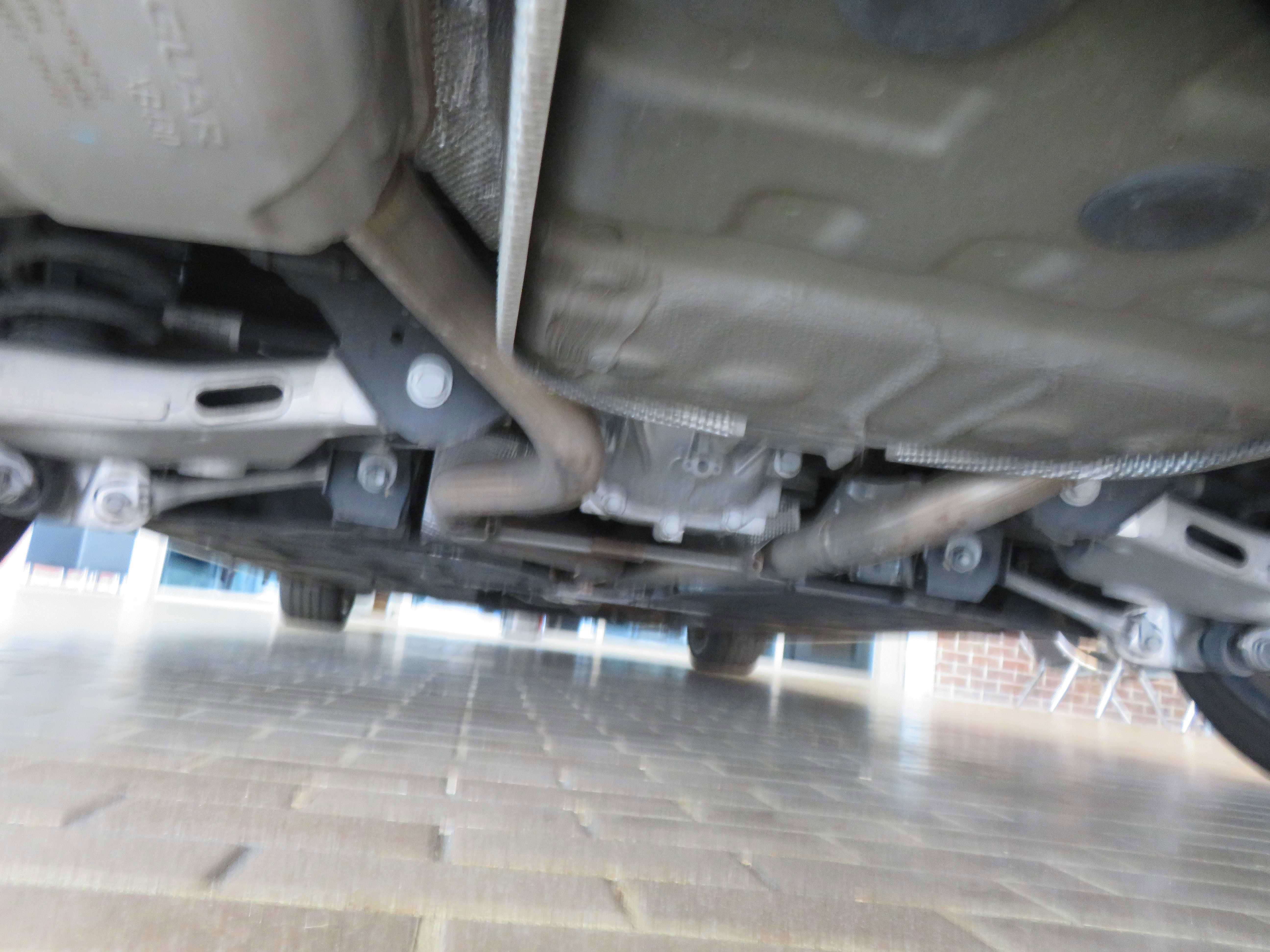 Used 2020 Jaguar XE S image 64