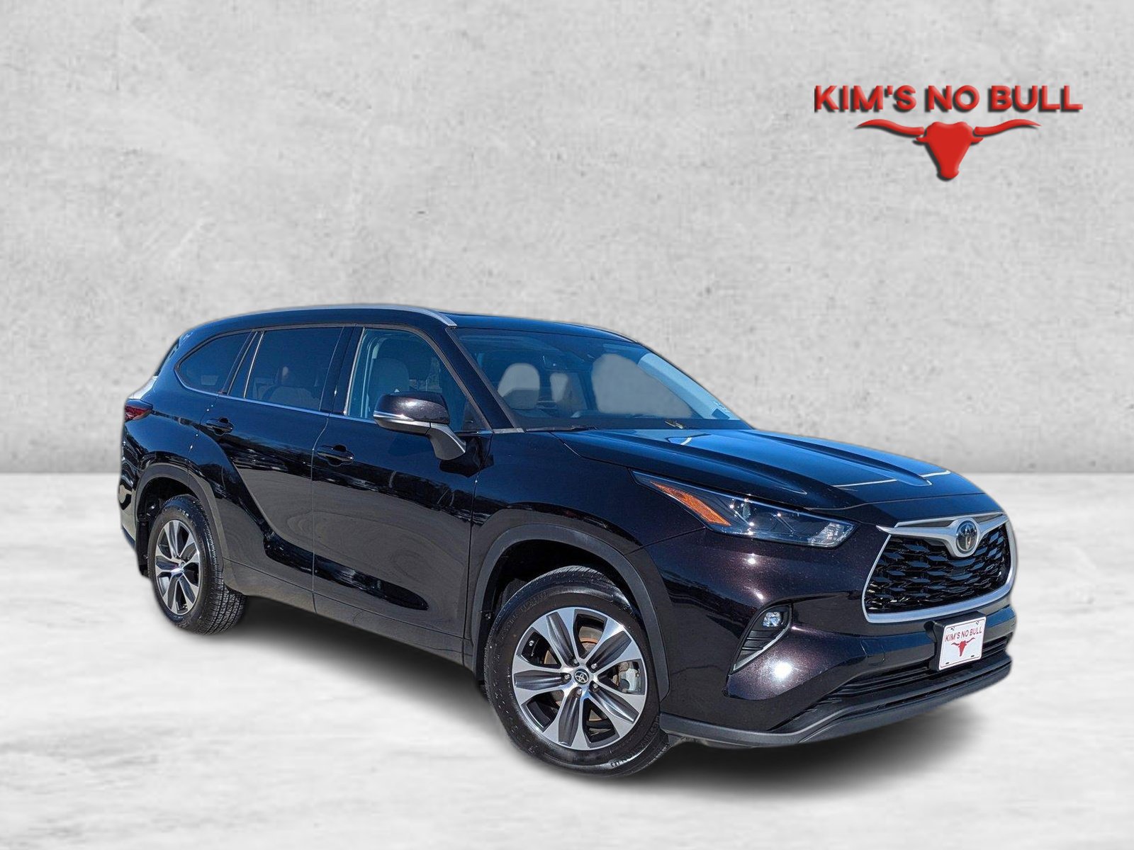 Used 2022 Toyota Highlander XLE