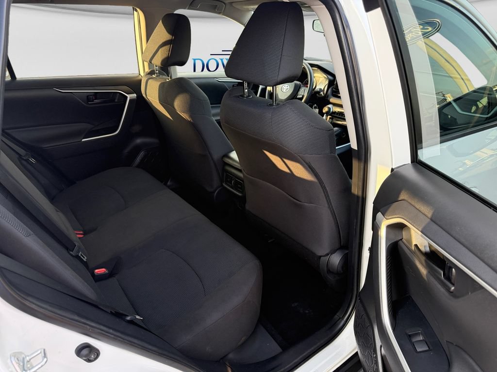 Used 2022 Toyota RAV4 LE w/ Carpet Mat Package (TMS) FWD image 26