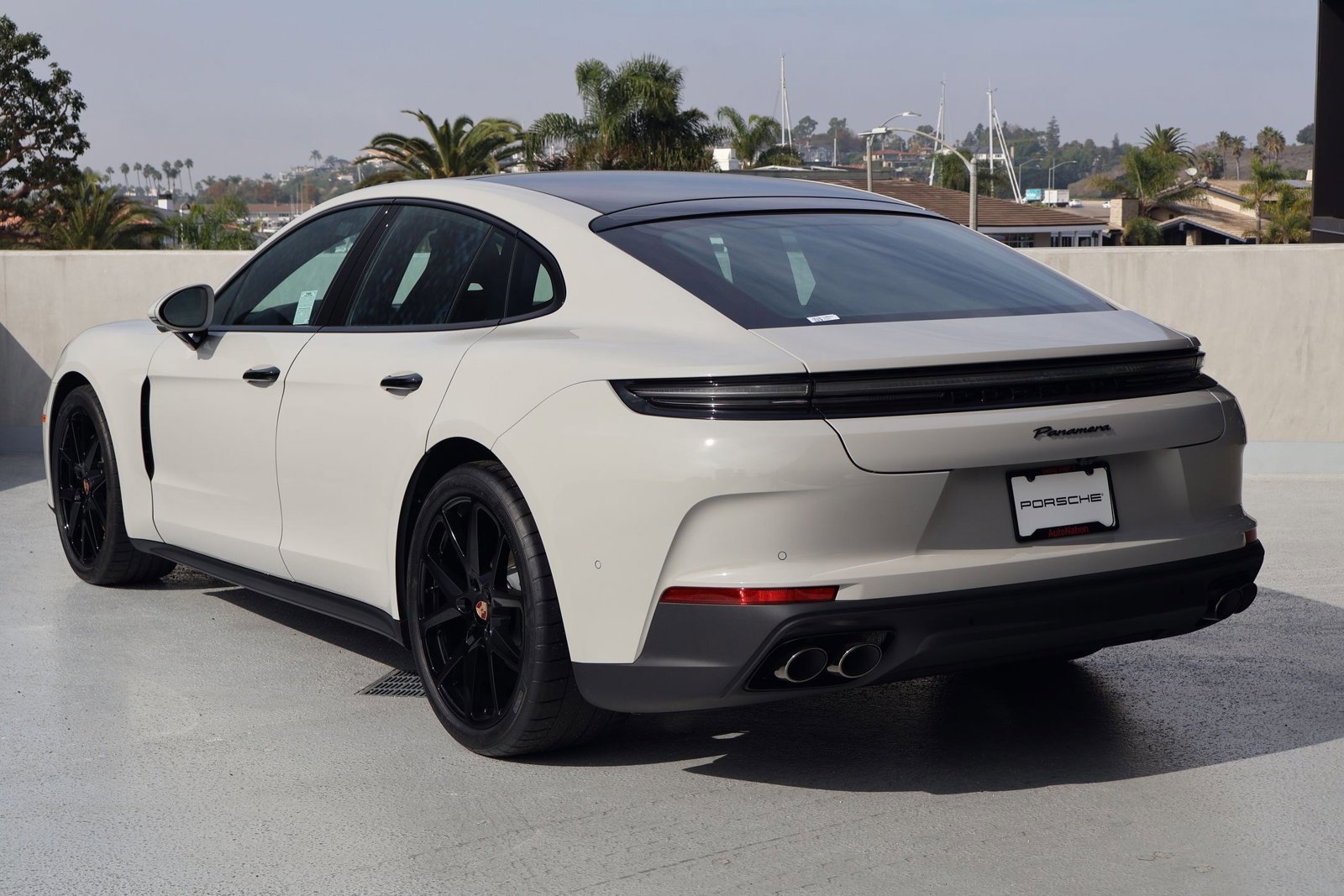 New 2026 Porsche Panamera image 3