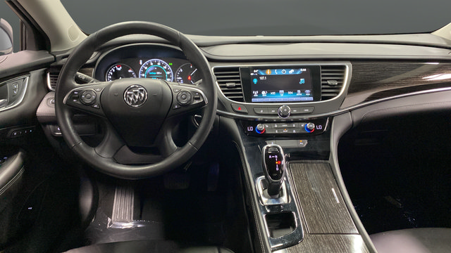 Used 2019 Buick LaCrosse Essence FWD image 11